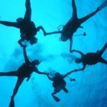 PADI IDC Bali - Star formation divers