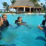 PADI IDC Confined water pool training. Presentations of Confined skills in shallow water PADI IDC Confined water pool training. Presentations of Confined skills in shallow water